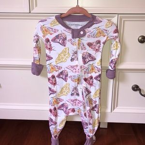 Burt’s Bees Baby footed sleeper